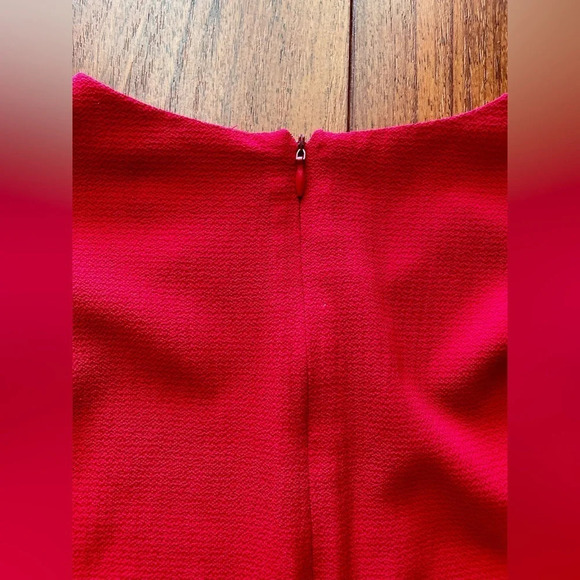 Lulus Center of Attention Red Flounce Sleeve Dress size M - Picture 5 of 16